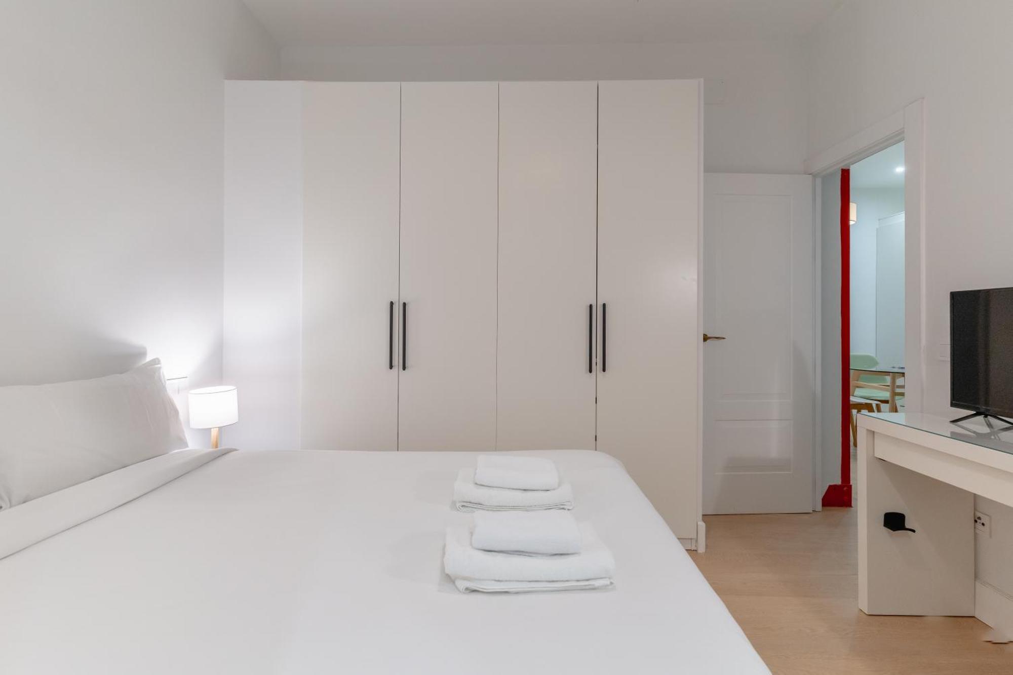 شقة Cozy And Central-1Bd 1Bth- Cortes مدريد المظهر الخارجي الصورة