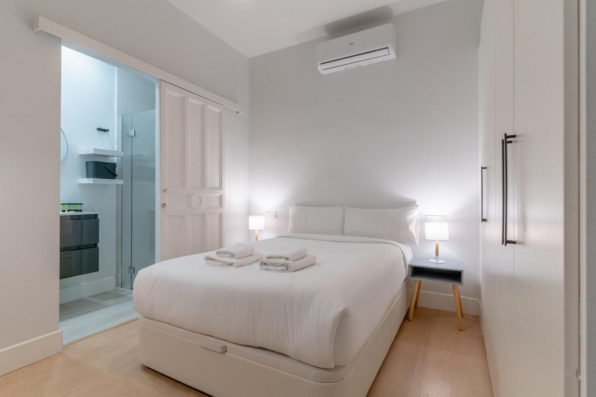 شقة Cozy And Central-1Bd 1Bth- Cortes مدريد المظهر الخارجي الصورة