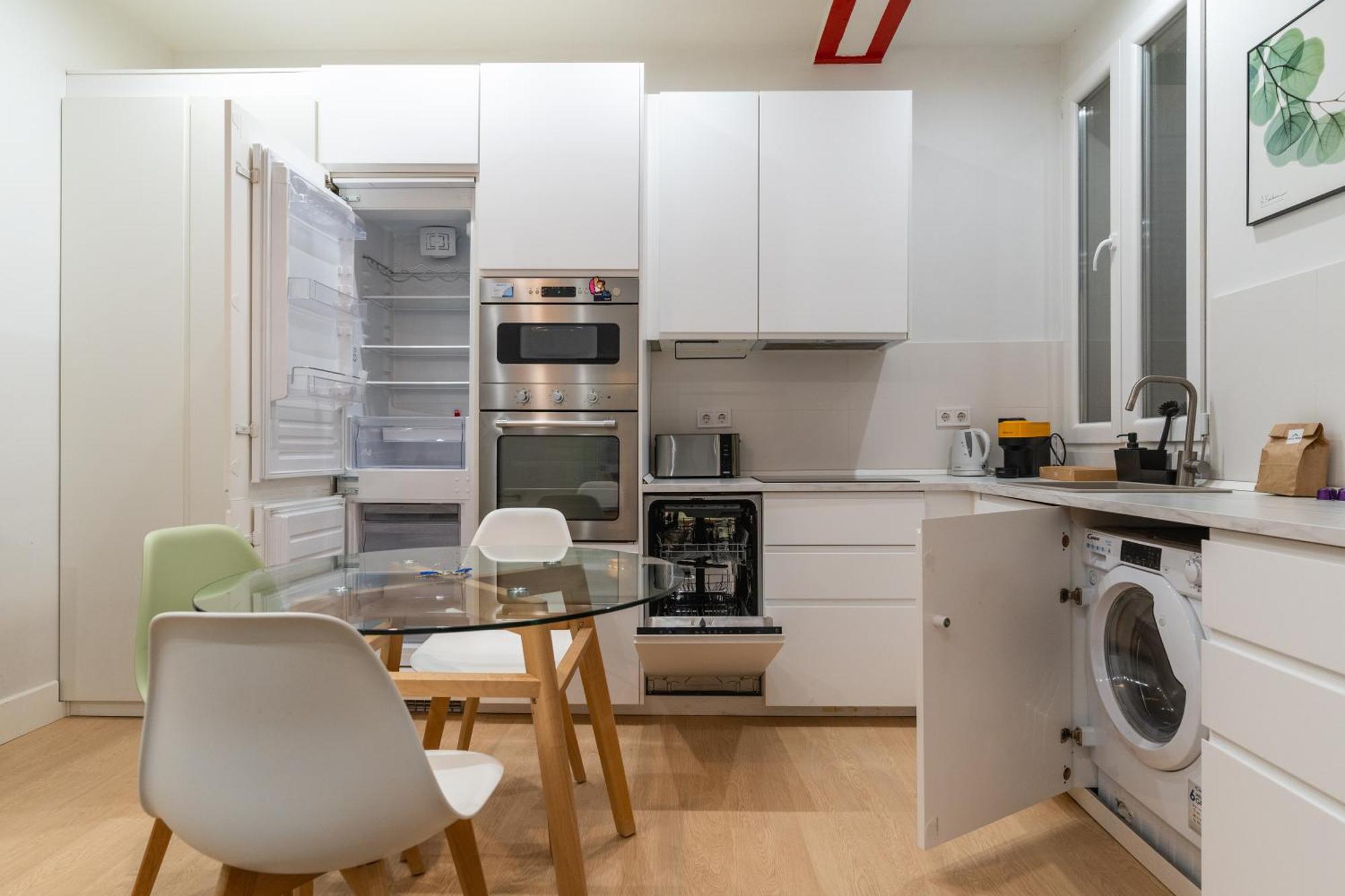 شقة Cozy And Central-1Bd 1Bth- Cortes مدريد المظهر الخارجي الصورة